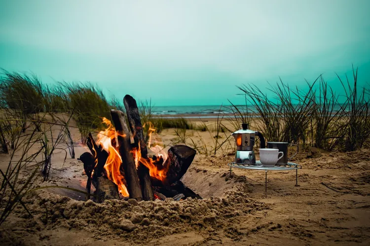 Kaffee kochen am Strand